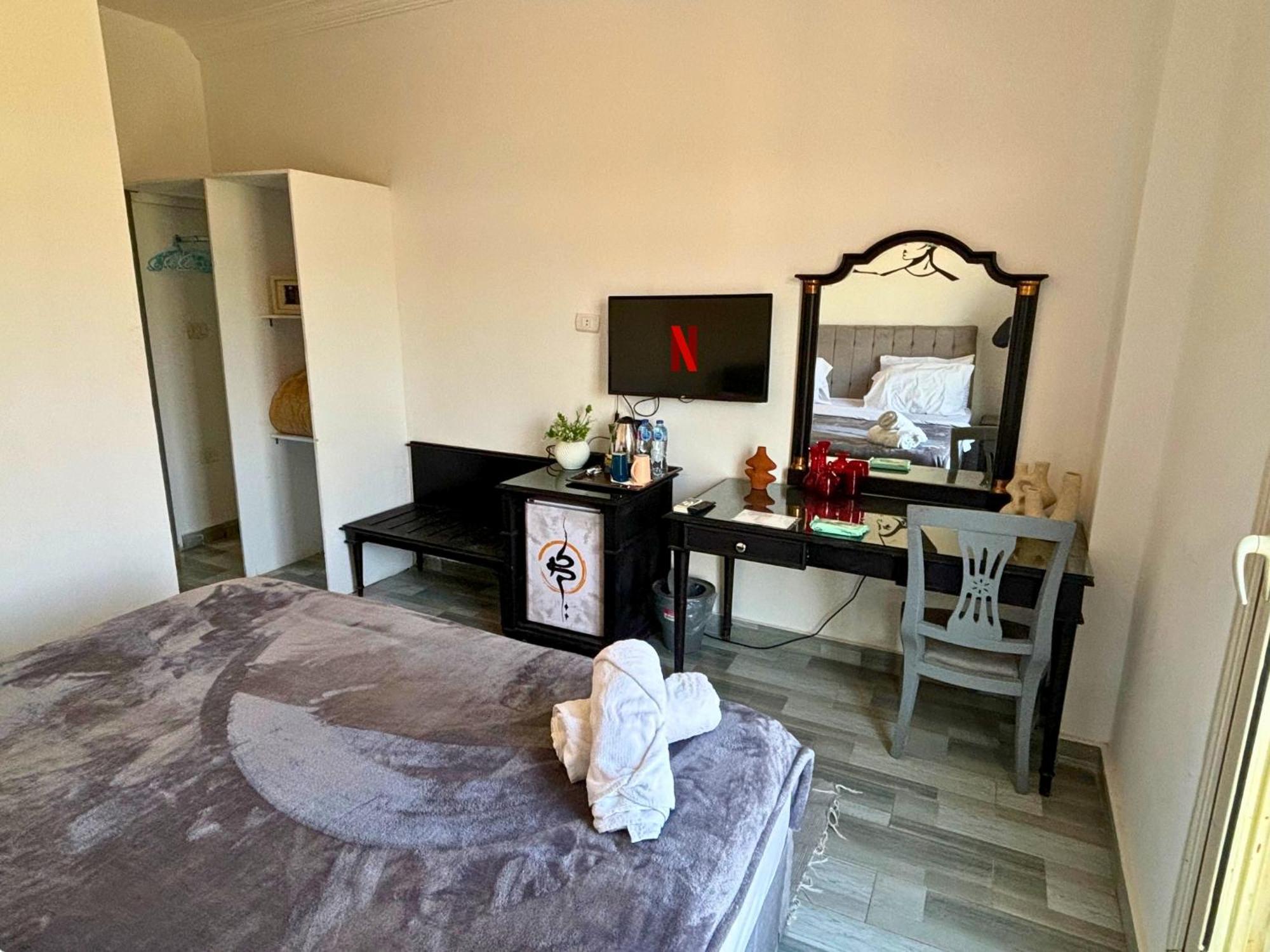 K Boutique Hotel Medspa-Pyramids & Grand Egyptian Museum Ghatati Exteriér fotografie