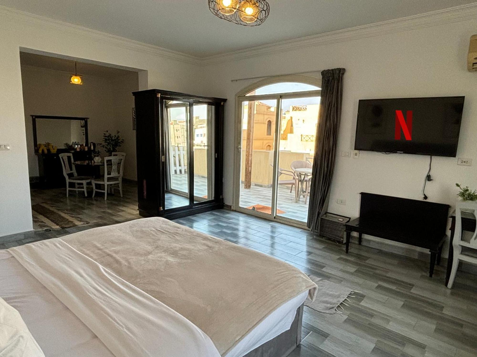 K Boutique Hotel Medspa-Pyramids & Grand Egyptian Museum Ghatati Exteriér fotografie